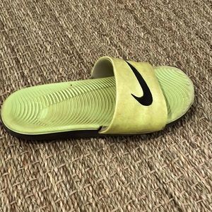 Nike Slides used